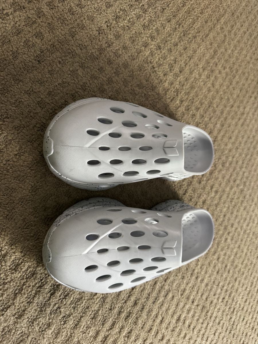 Kone Active Recovery Shoes White Speckle Slip-On Clogs Size 10 Comfort Footwear