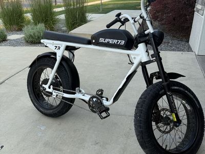 SUPER73 S2 Electric Bike - White, Excellent Condition - Urban Commuter E-Bike