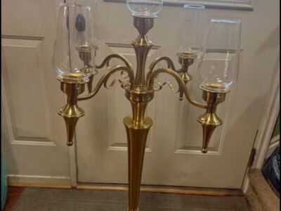 Matte gold candelabra for five candlesticks W/glas