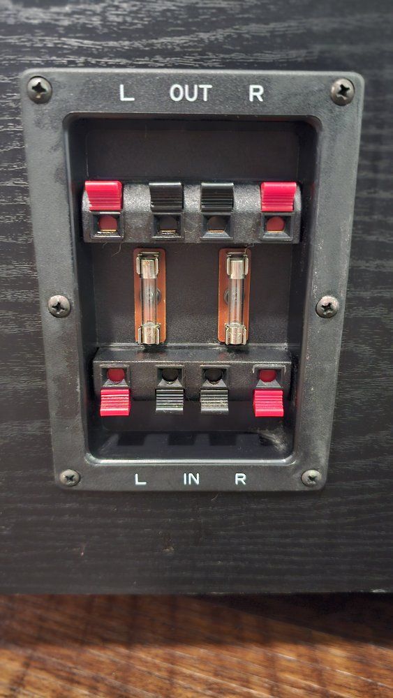 Main image 4