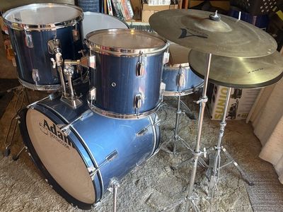 Full Size Drum Set
