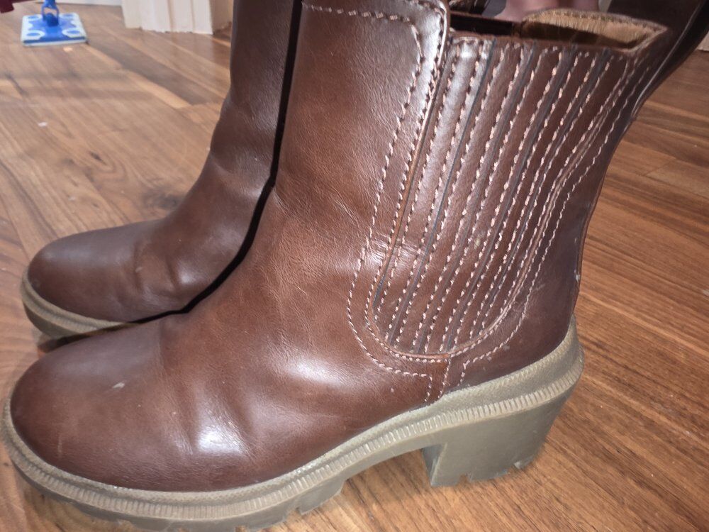 Stylish Brown Leather Boots