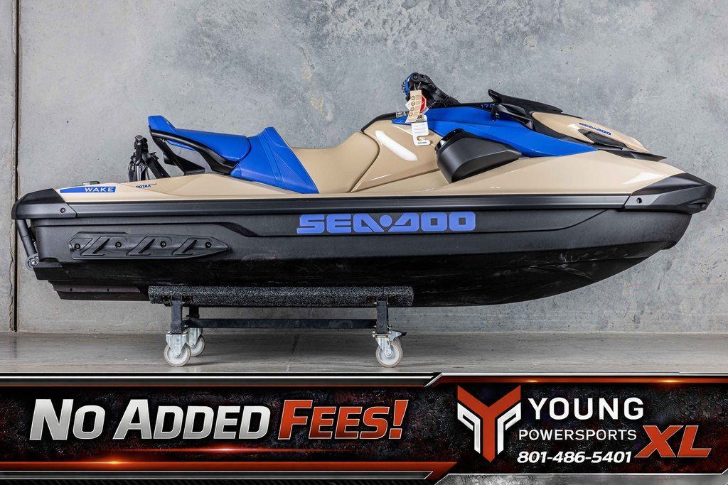 2026 Sea-Doo Wake™ 170 BRP Premium Audio, iDF, iBR