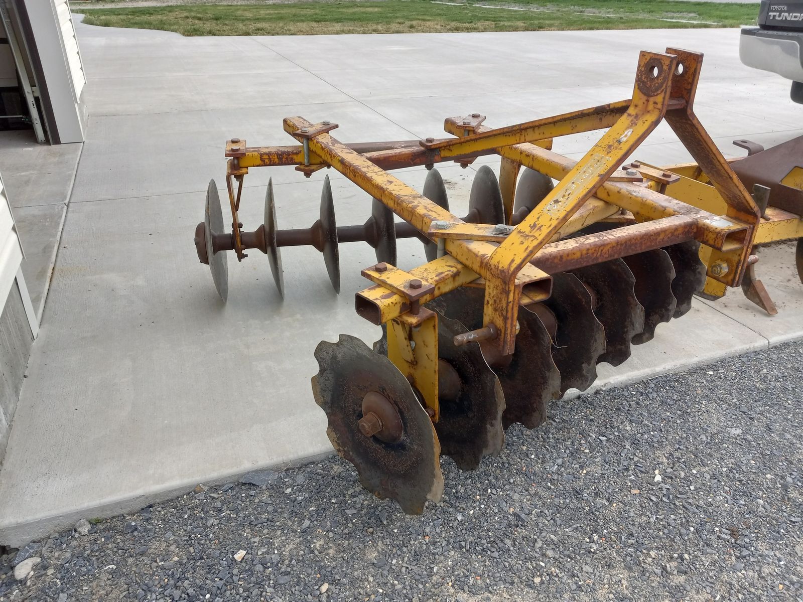 Disc harrow, 4', cat1