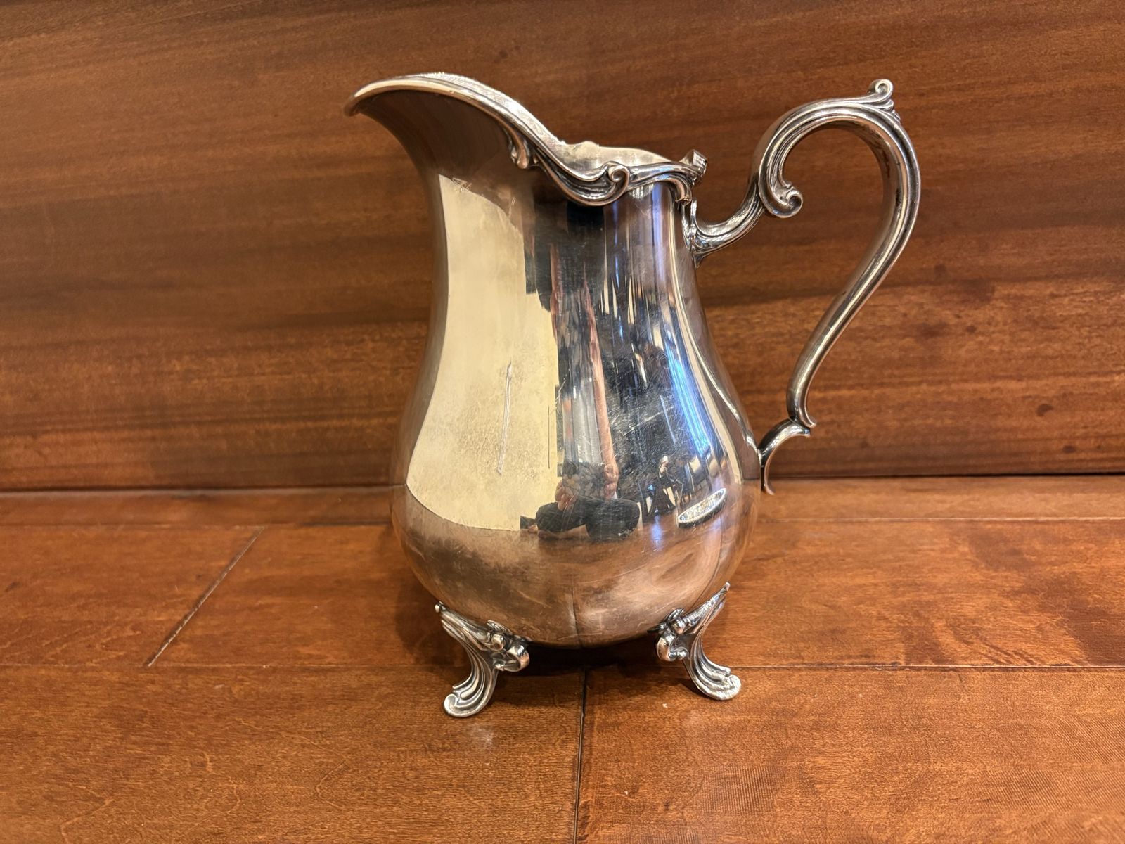 Main image 2