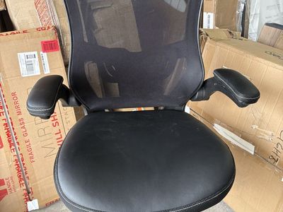 24/7 Mesh Office Chair