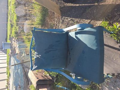 outdoor metal rocking chairs