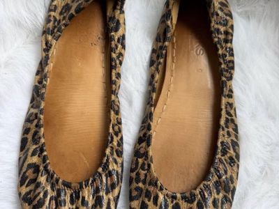 Tieks Ballet Flats - Leopard Size 9
