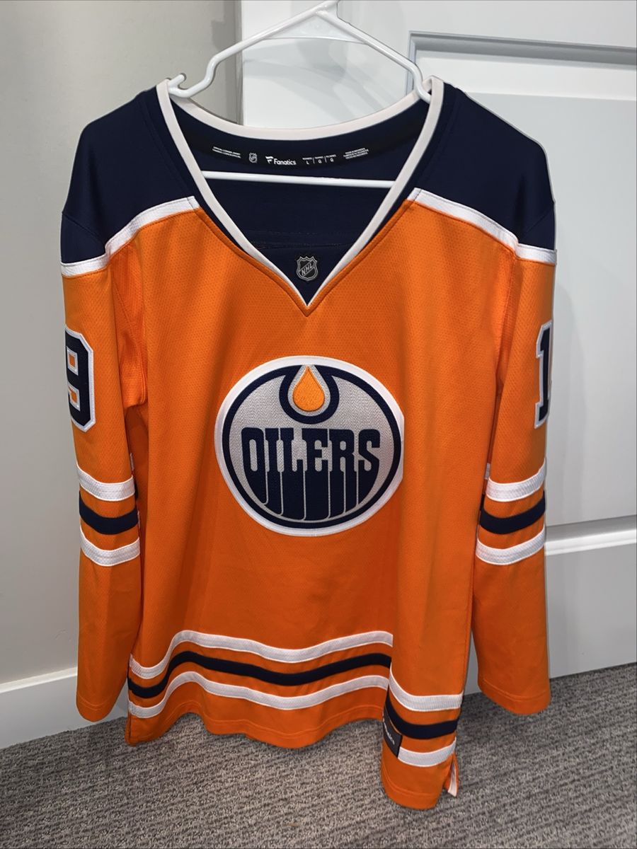 Edmonton Oilers Jersey #19 size Large - New