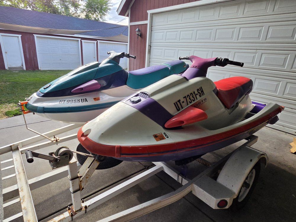 1996 Yamaha WaveRunner Jet Skis on Trailer