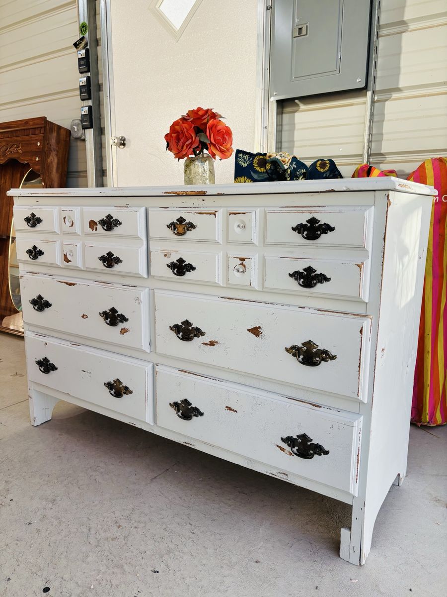Vintage Distressed White Wooden Dresser with Multiple Drawers