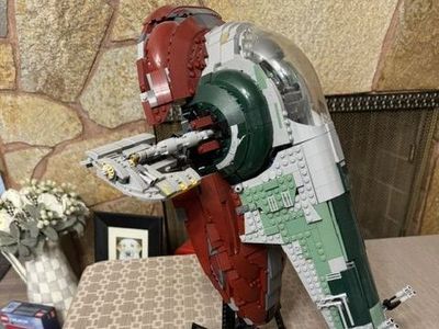LEGO Star Wars Slave I (75060) UCS Collector Set with Stand & Manual