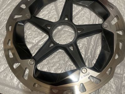 Shimano SM-RT900 Disc Brake Rotor - Ice-Tech Freeza, Centerlock 180mm