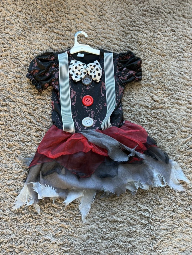 Girls Costume Size Medium