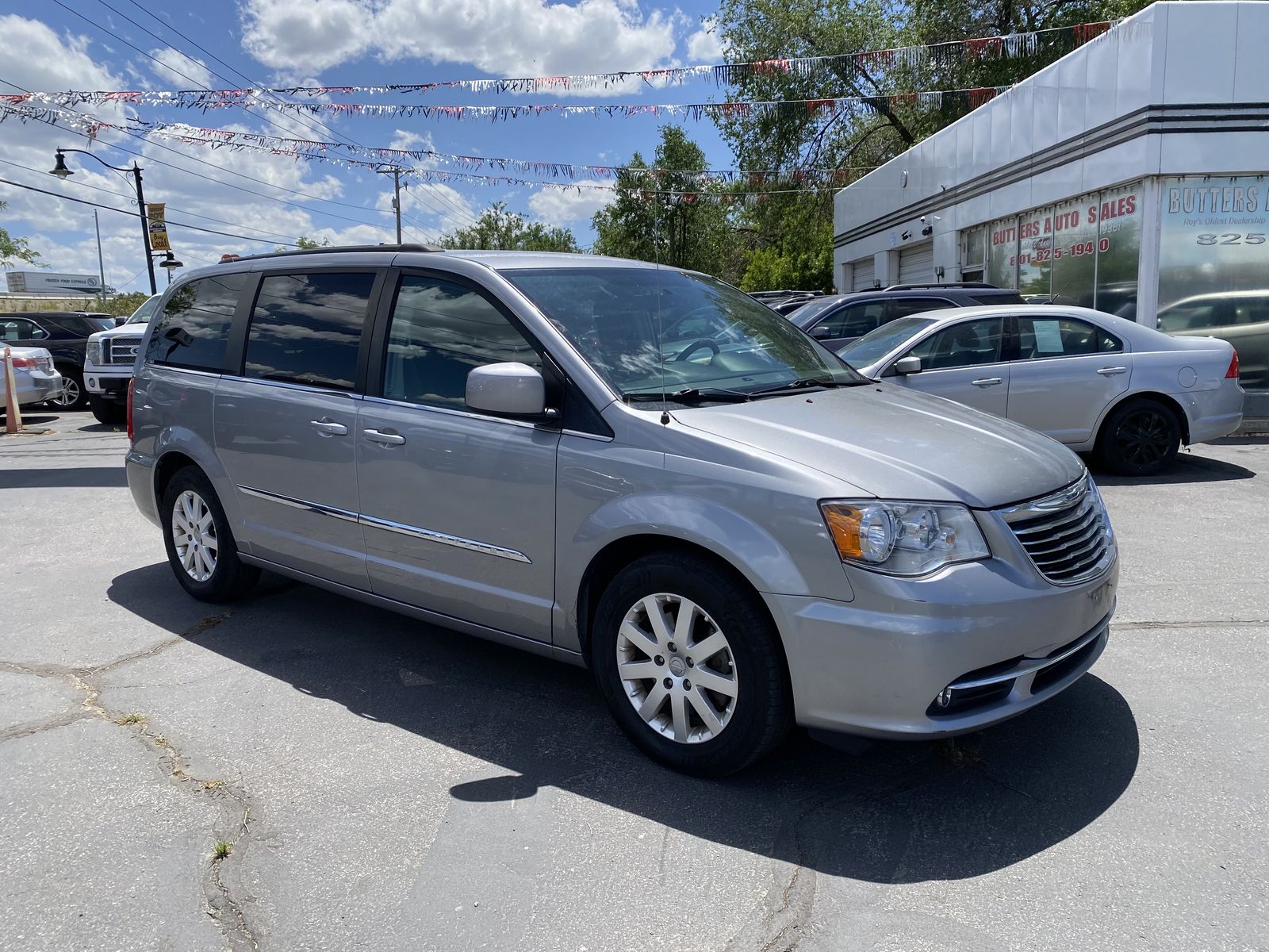 2016 Chrysler Town and Country Touring