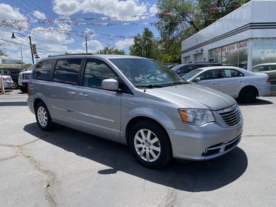2016 Chrysler Town and Country Touring