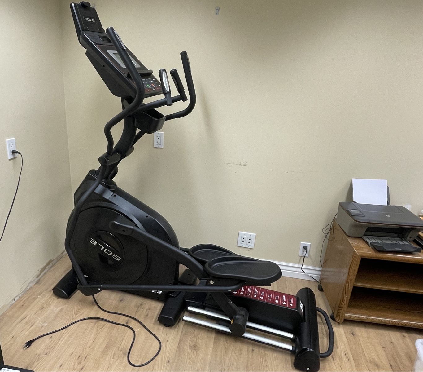 Nearly new Sole Elliptical
