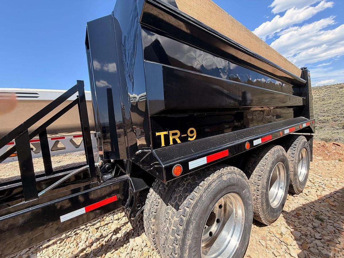 Wilson Triaxle Dump Pup Trailer fully reconditioned, 13' Bed | 33' long | 91" Box Height