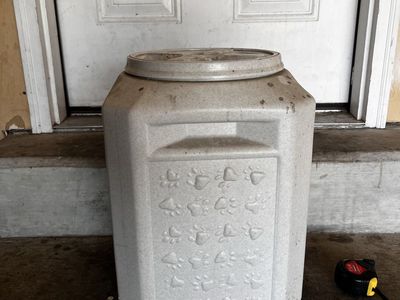 Vittles Vault Pet Food Storage Container Airtight Plastic