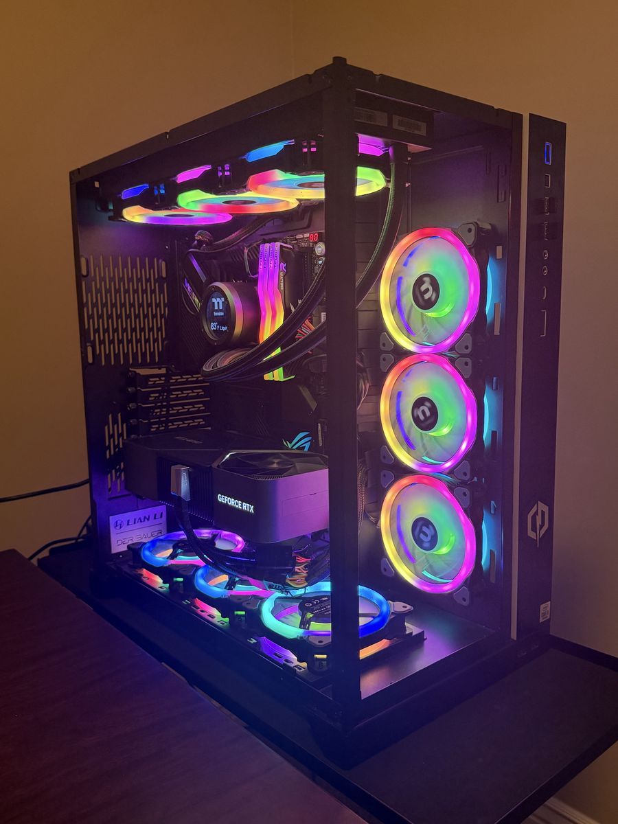 Custom Gaming PC: Intel i9-10900K, 32GB RAM, 1TB SSD, 3TB HDD, Lian Li O11 Dynamic XL, No GPU