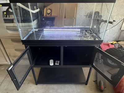 40 Gallon Glass Aquarium/Terrarium/Fish Tank with Lighted Black Metal Stand and LED Light Bar