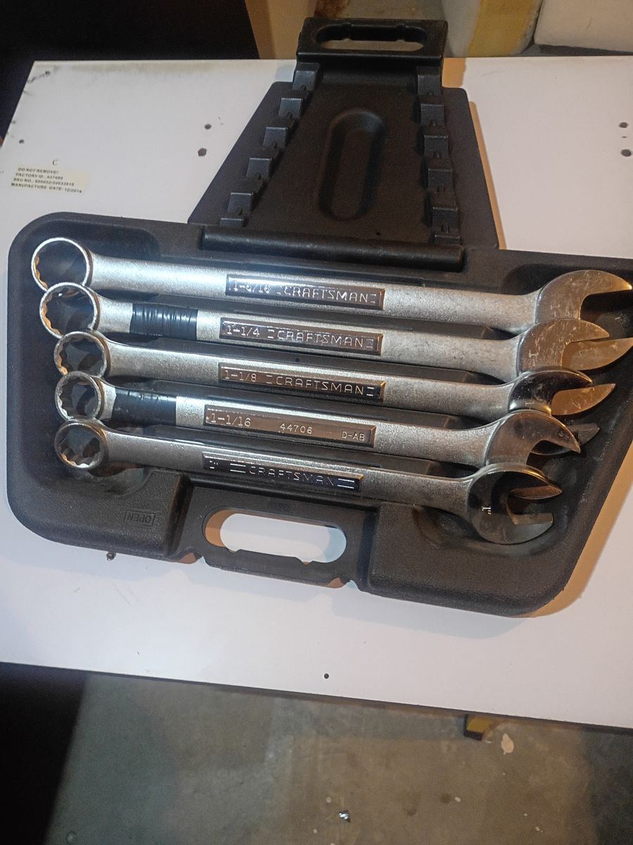 Large wrench set