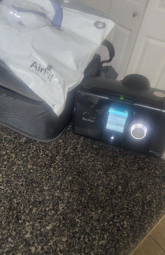 Resmed Airsense Elite Like New