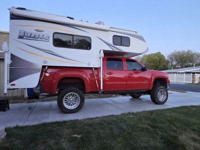Lance 825 Truck Camper. Fits short bed trucks.