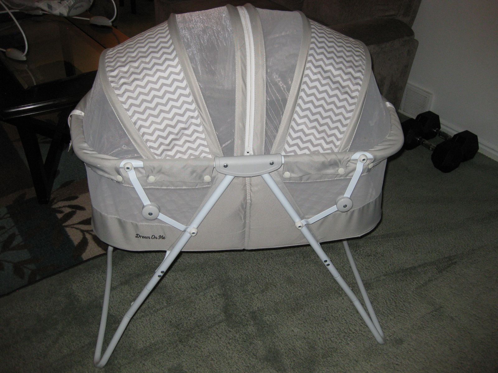 Dream On Me Karley Portable Bassinet Gray Chevron Pattern