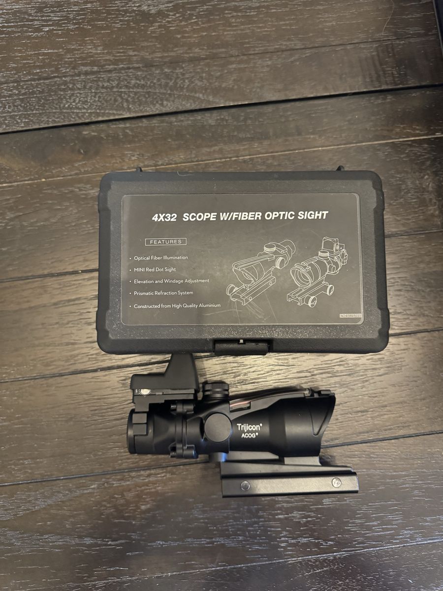 ACOG W/ red dot