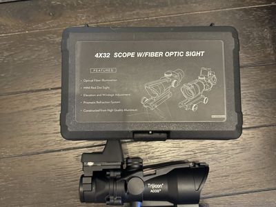 ACOG W/ red dot
