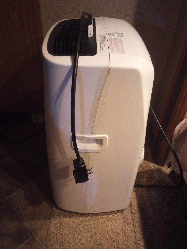Main image 7