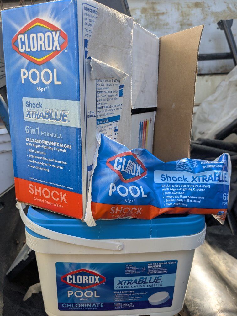 Chlorine tablets and Pool shock treatment 5lbs