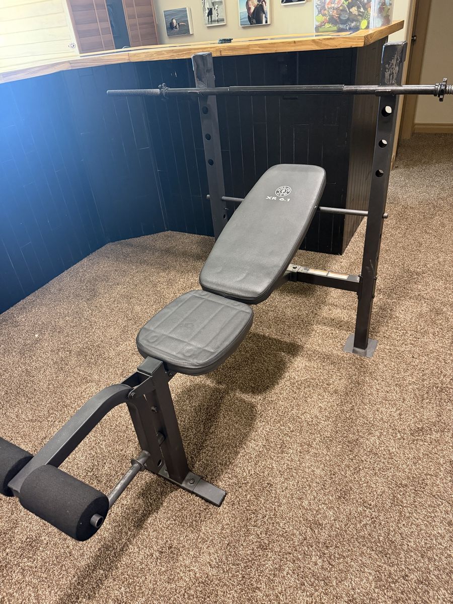 Gold's Gym XR 6.1 Weight Bench Set with Barbell and Cast Iron Weight Plates