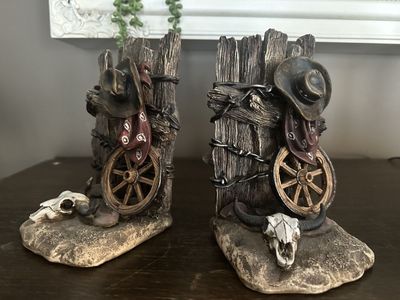 Rustic Western Bookends