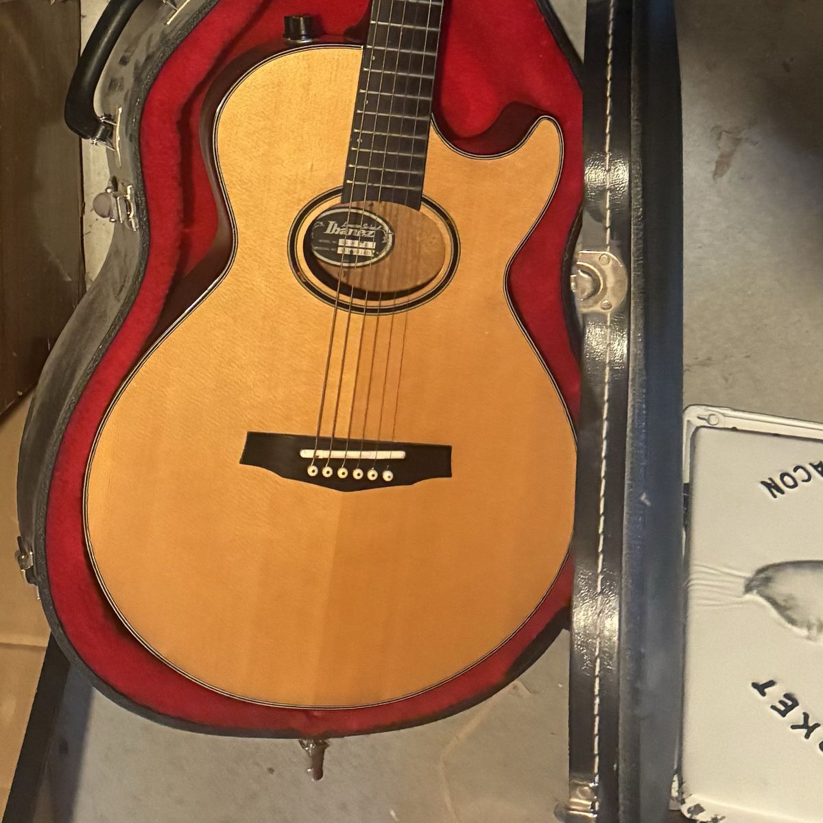 acoustic-electric guitar Ibanez  Lonestar