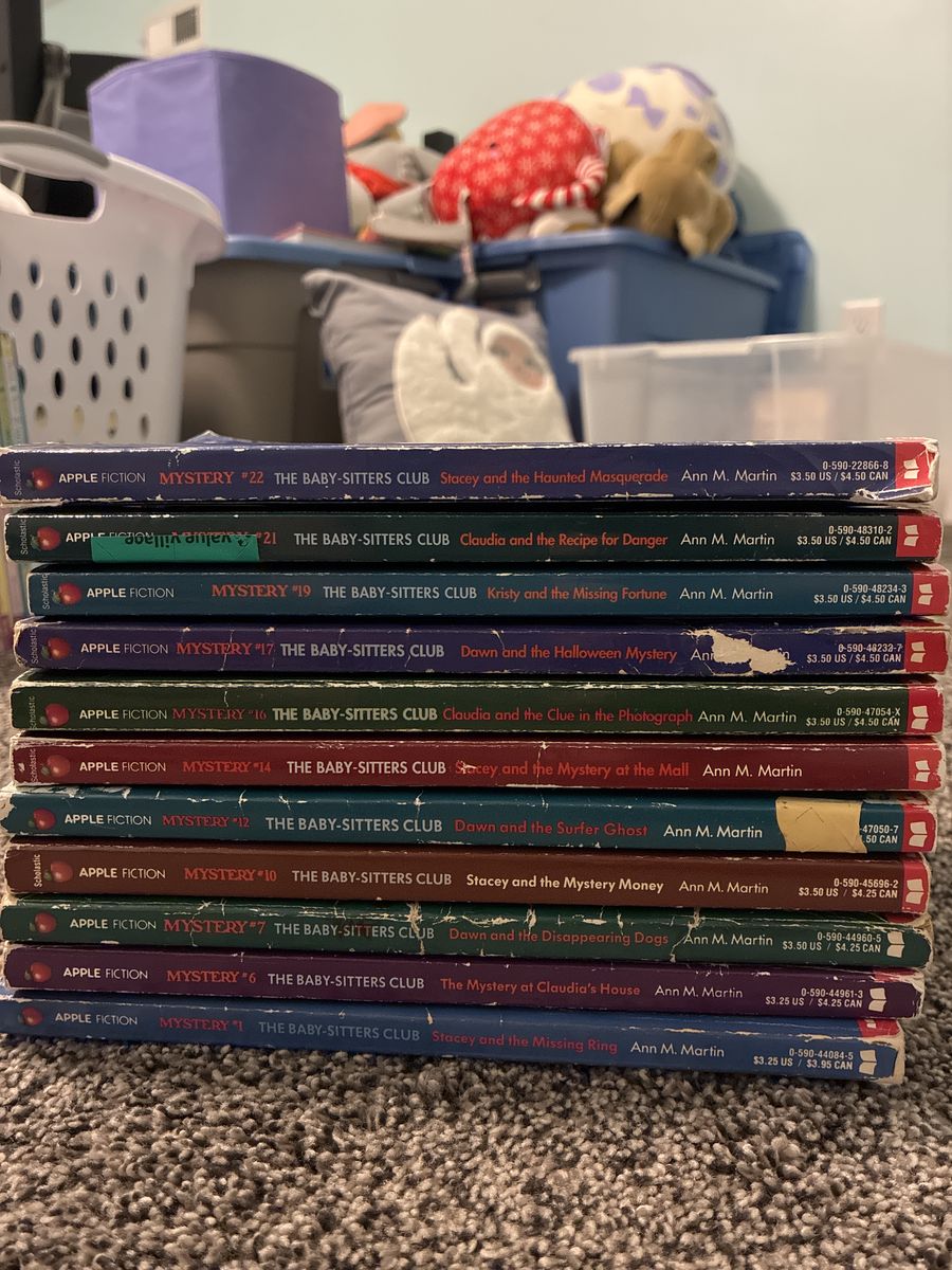 11 mystery babysitter club books from the 1990’s