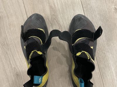 Scarpa Arpia V Climbing Shoes - Excellent Condition, Size US Women's 8 / Men's 7