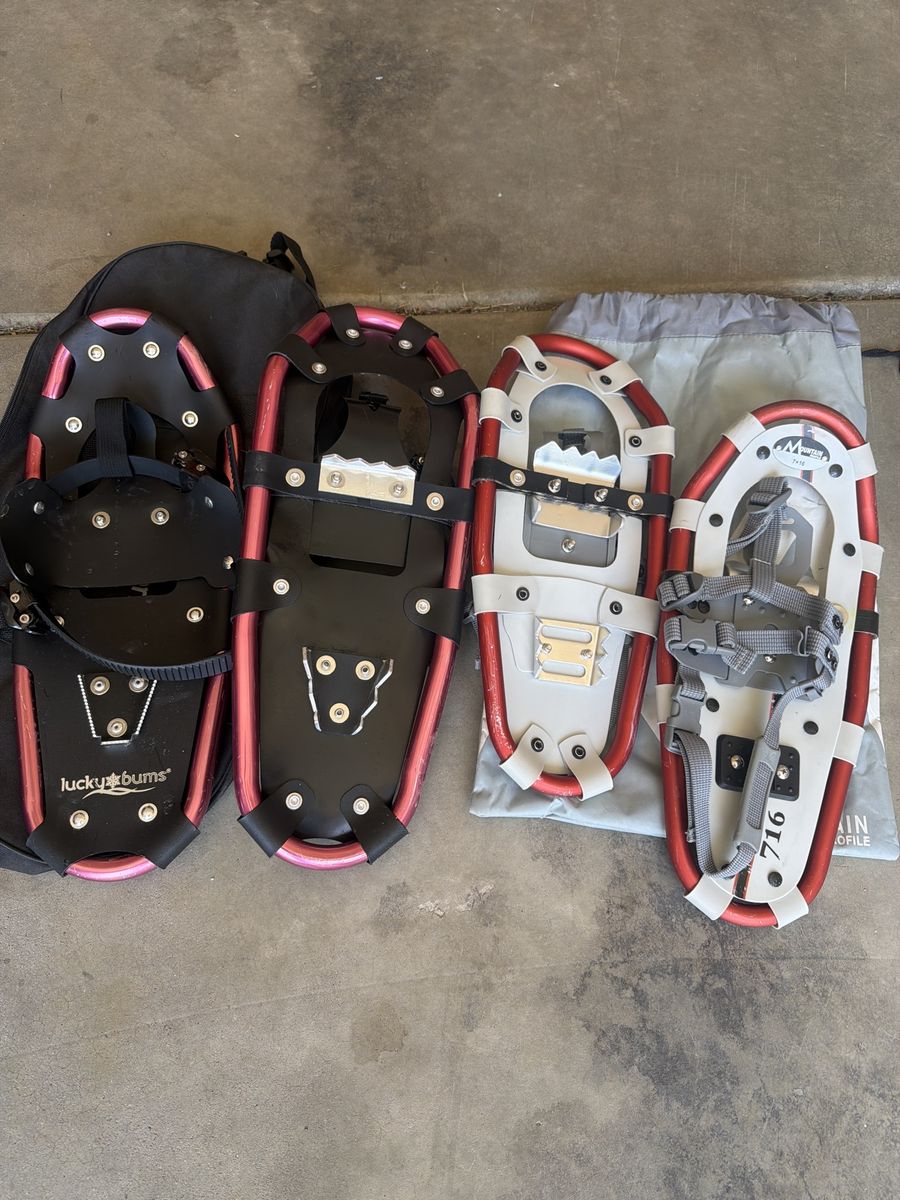 2 Youth Snowshoes – Great Condition