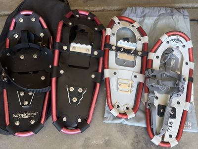 2 Youth Snowshoes – Great Condition
