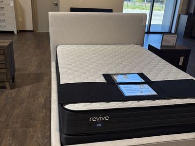 Full size bed