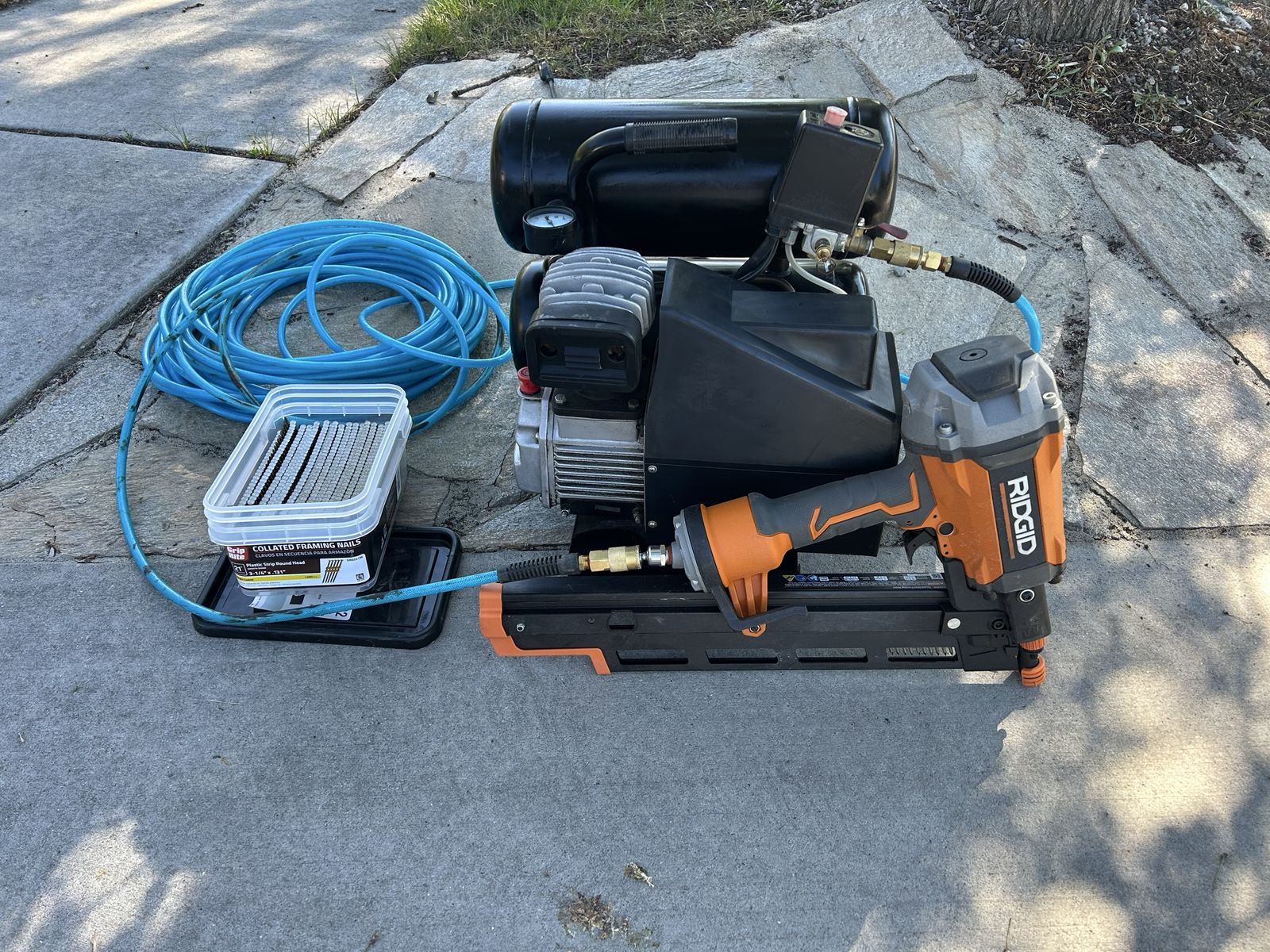 Ridgid Framing Nailer with Air Compressor, Hose, and Nails works perfect