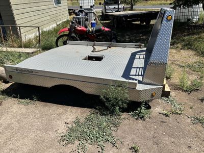 Bradford Built Flatbed Truck Bed - Diamond Plate aluminum