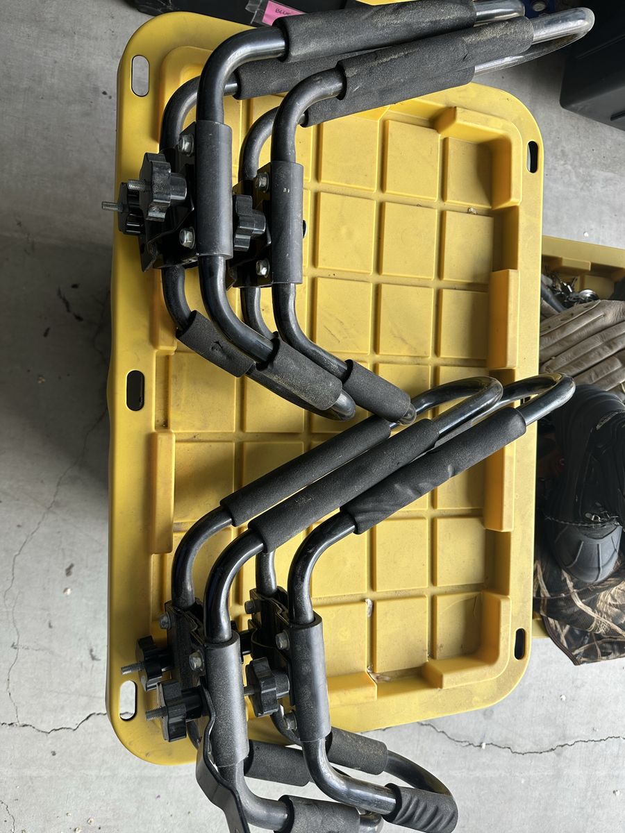 2 Kayak carriers