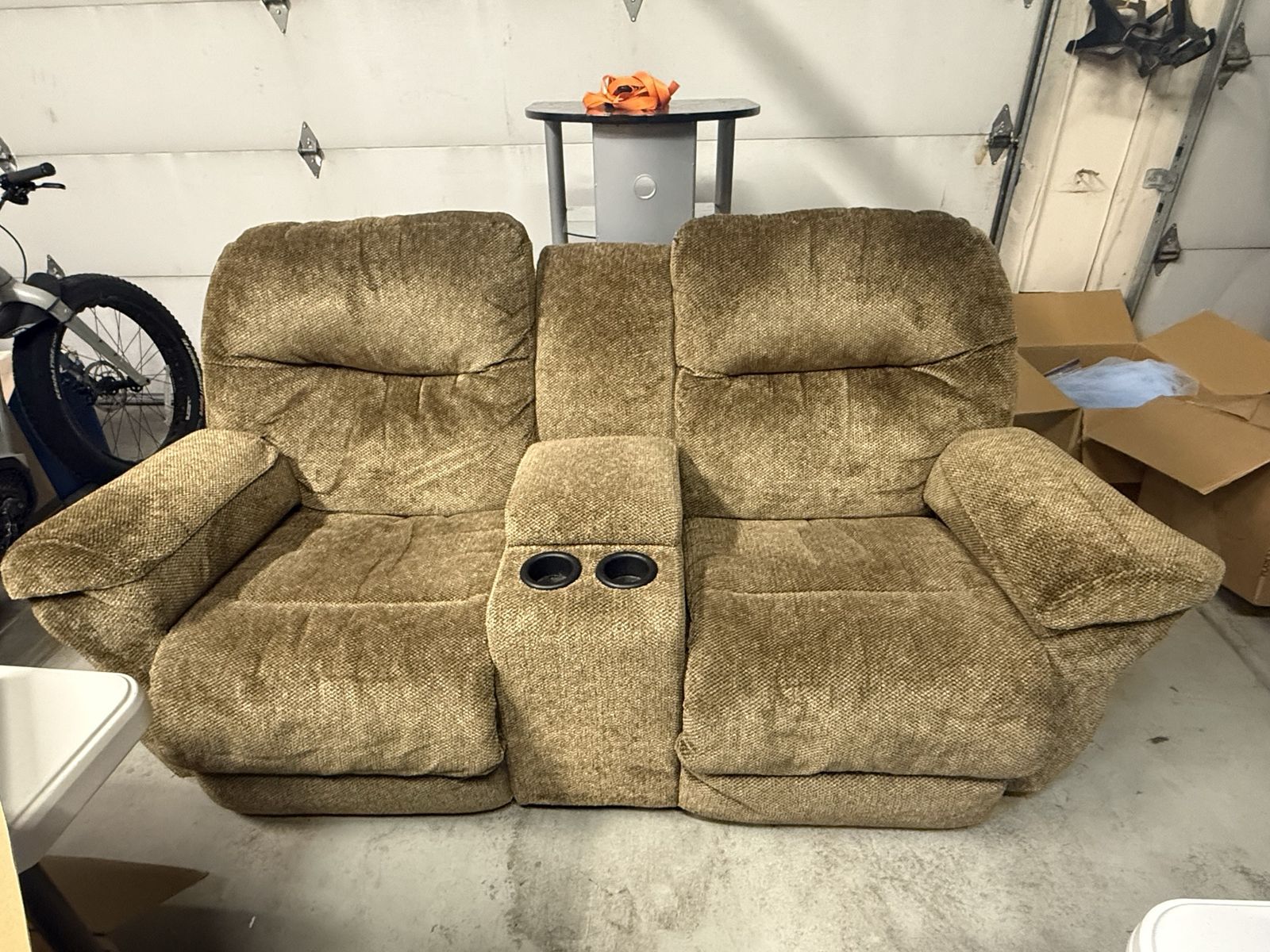 Reclining Sofa