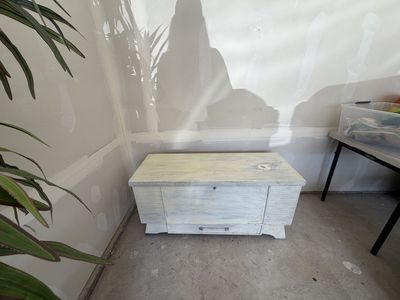 Vintage Lane Cedar Chest Hope Blanket Trunk Storage Furniture Whitewashed