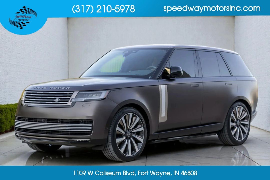 2025 Land Rover Range Rover P615 SV