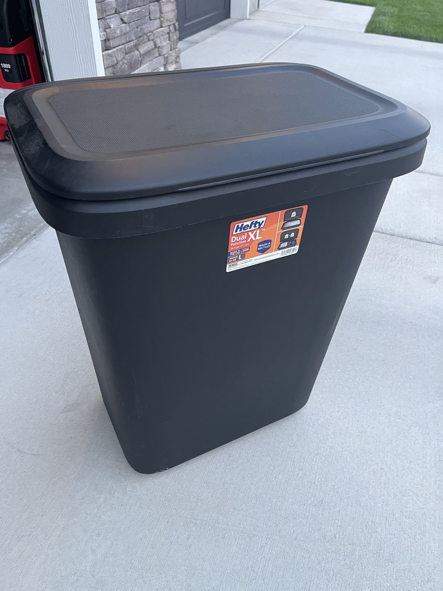 Hefty Dual Function XL 20.4-Gallon Trash and Recycle Bin 26"  x 20" x 15"