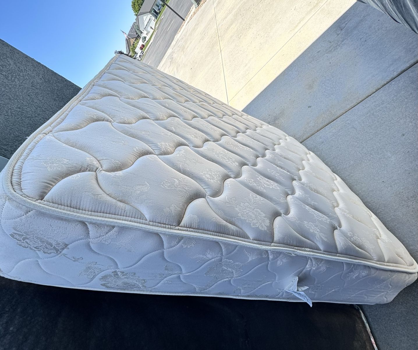 *FREE* Used Queen Size Mattress and box spring