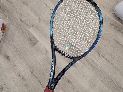 Yonex Tennis Racket, Isometric, 98